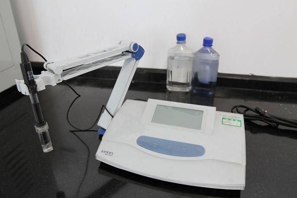 Digital PH meter